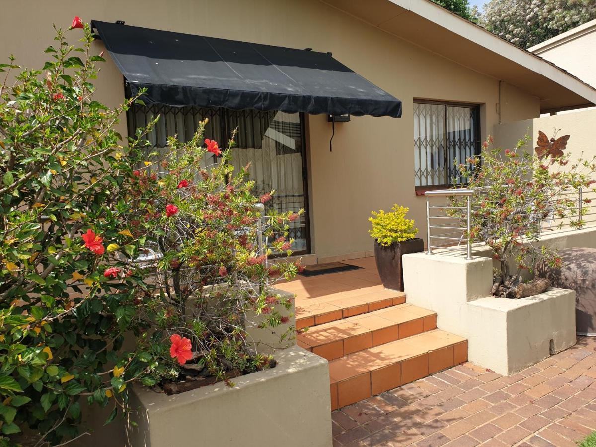 125 On Van Buuren Road Guest House Γιοχάνεσμπουργκ Εξωτερικό φωτογραφία